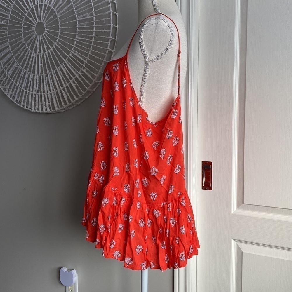 Old Navy - Flouncy Summery Babydoll Tank Top in Blood Orange​​​​​​​​​​​​ - Picture 4 of 8